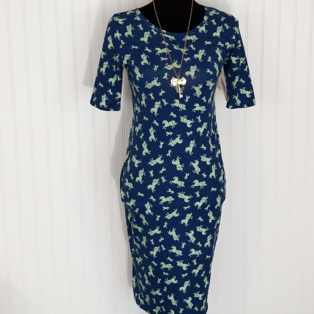 NWT Unicorn print XS Julia